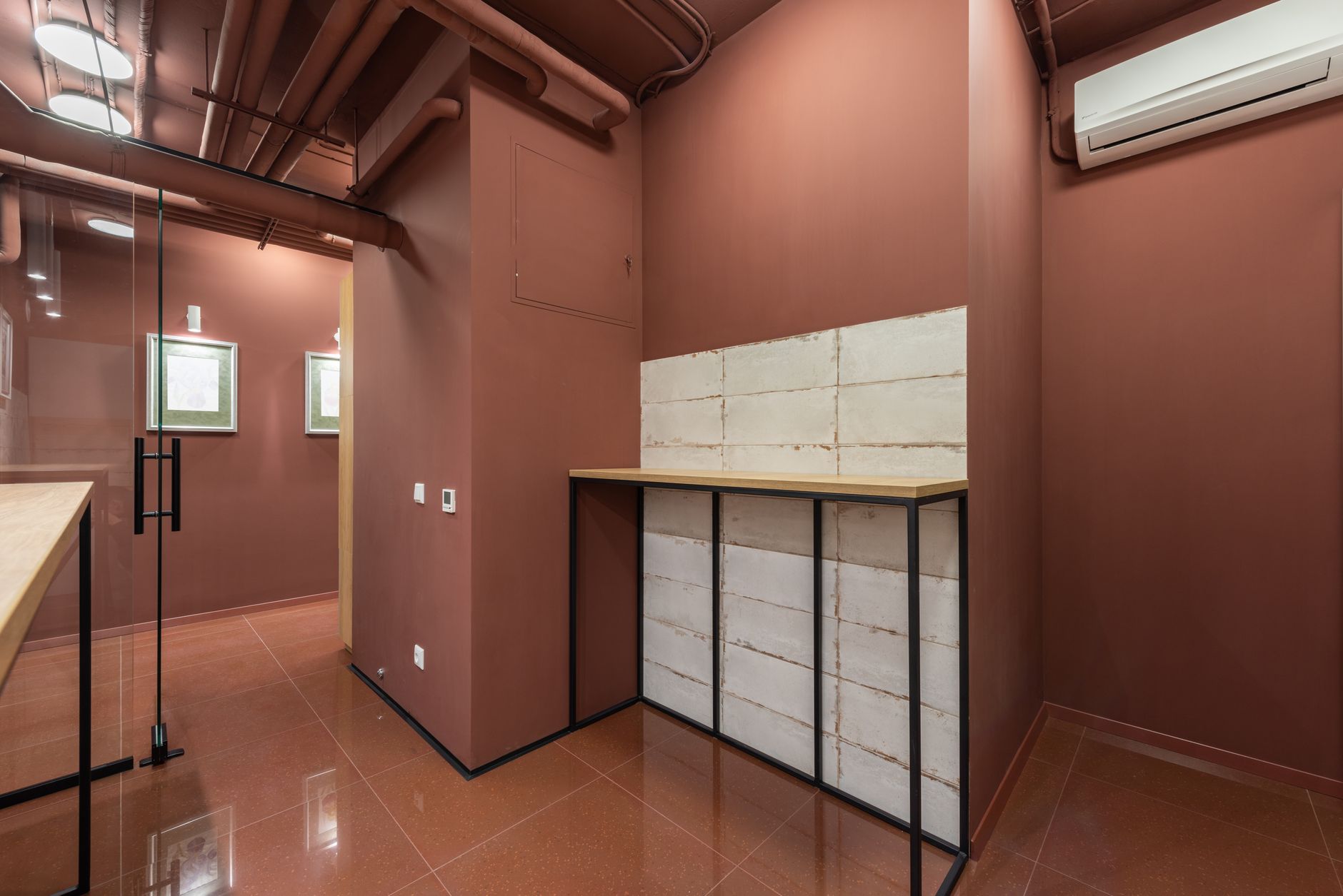 Quiet room with a wood and stone sideboard
